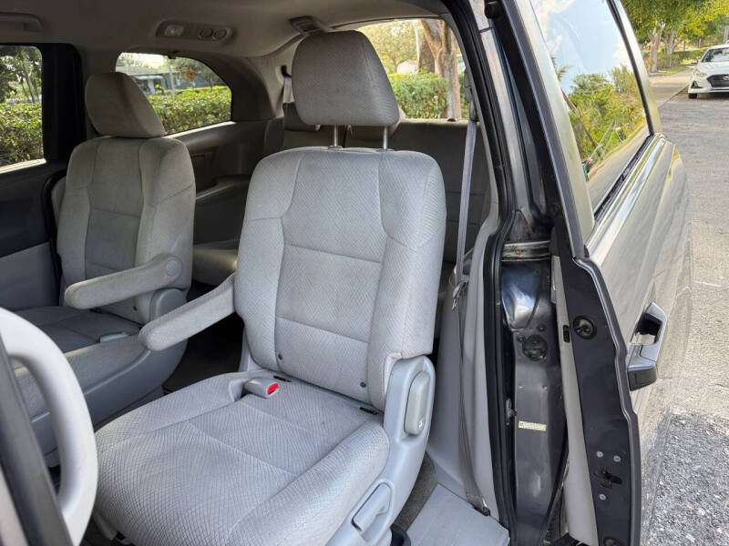 2015 Honda Odyssey LX