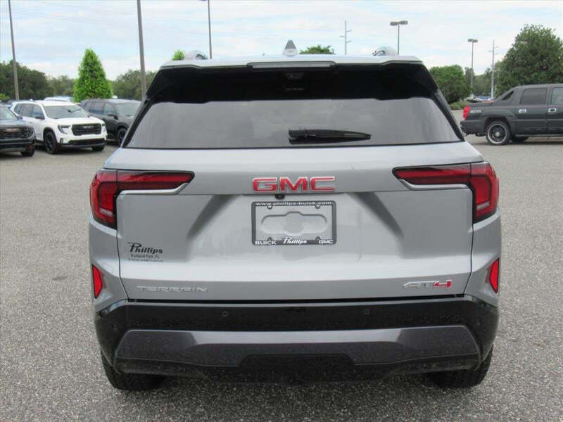 2026 GMC Terrain AT4