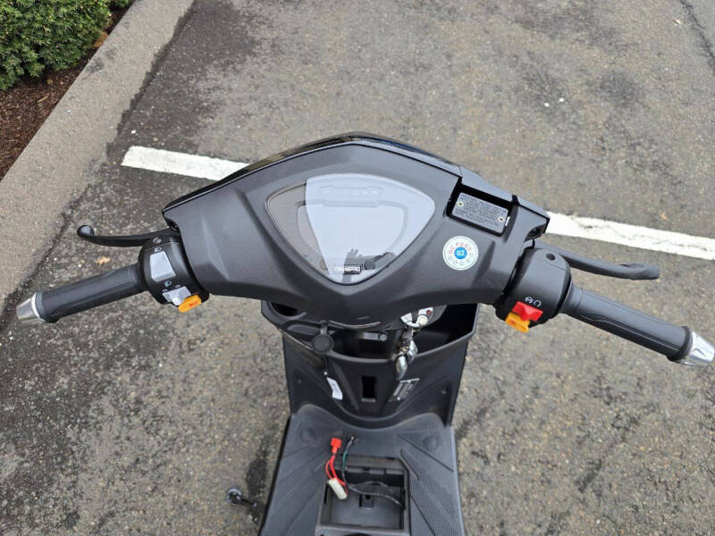 2025 Transpro Viper 49cc Scooter