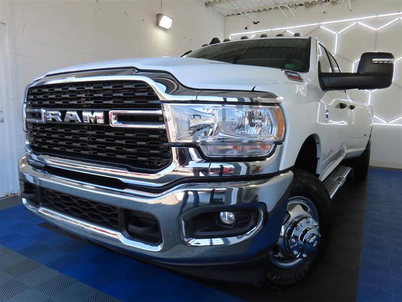 2024 RAM Ram 3500 Pickup Big Horn's photo