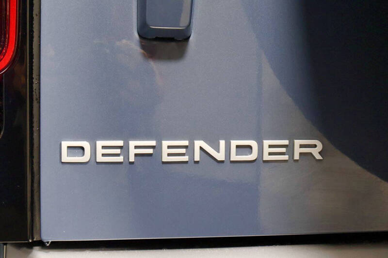 2023 Land Rover Defender 90 S