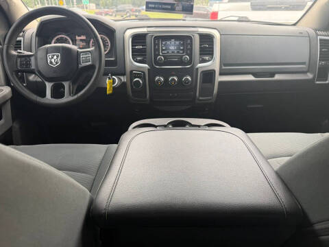 2020 RAM 1500 Classic SLT