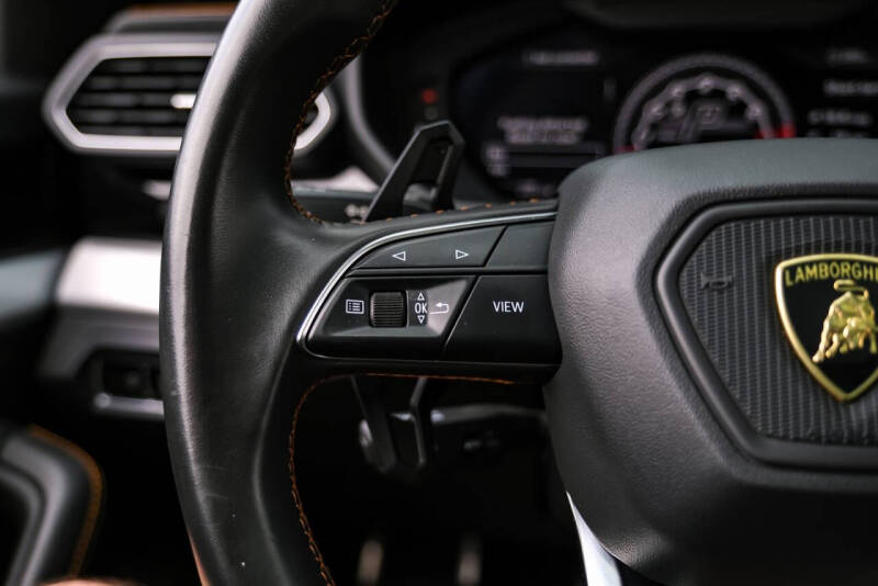 2020 Lamborghini Urus