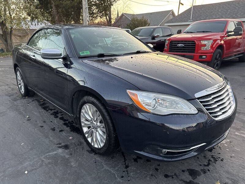 2011 Chrysler 200 Limited