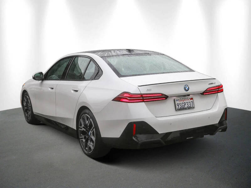 2025 BMW i5 eDrive40