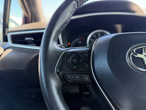 2020 Toyota Corolla Hatchback SE