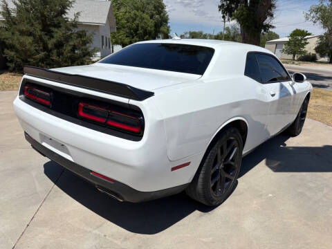 2022 Dodge Challenger SXT