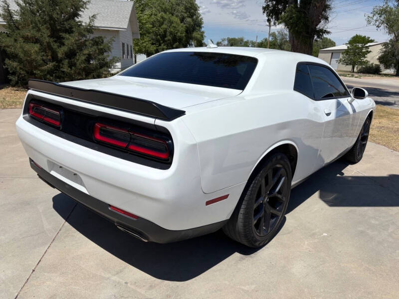 2022 Dodge Challenger SXT