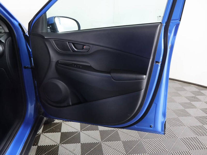 2020 Hyundai Kona SEL