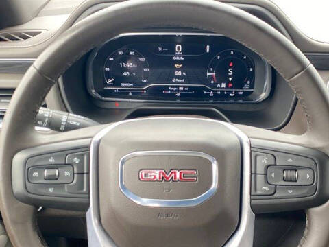 2024 GMC Yukon SLT