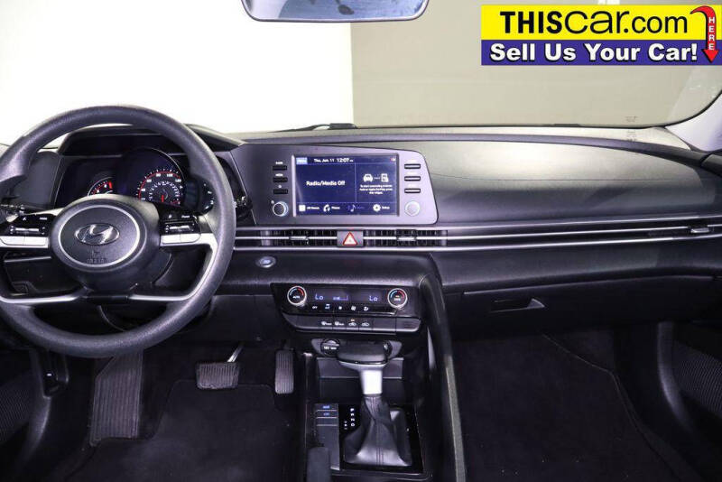 2022 Hyundai Elantra