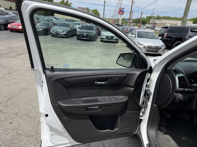 2016 GMC Acadia SLE-2