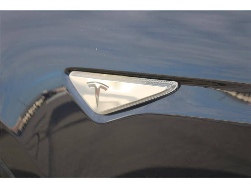 2012 Tesla Model S