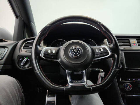 2016 Volkswagen Golf GTI S
