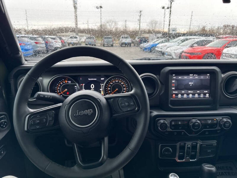 2023 Jeep Gladiator Willys