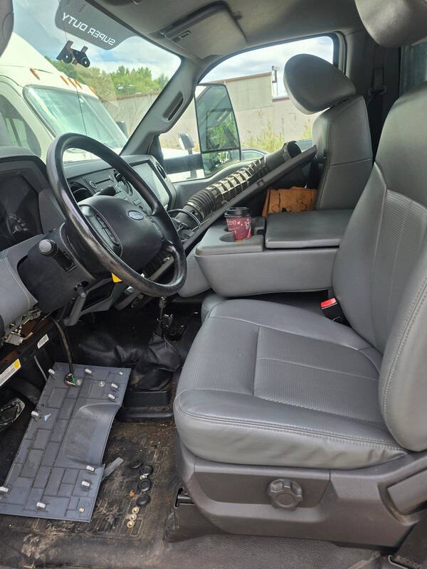 2015 Ford F-650