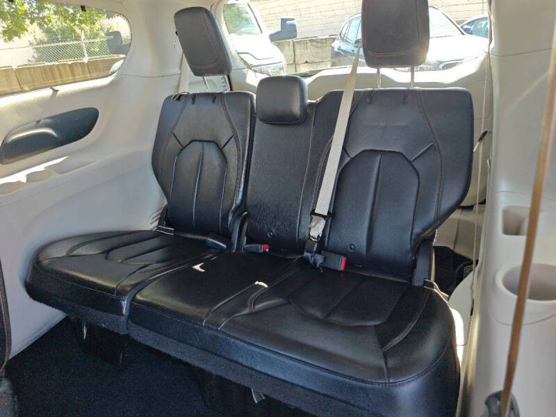 2019 Chrysler Pacifica Touring L