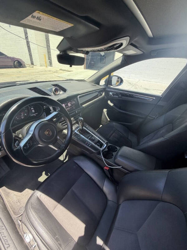2020 Porsche Macan
