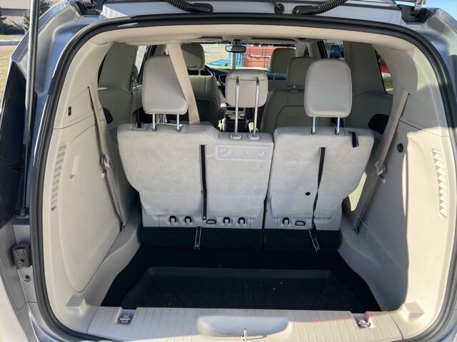 2021 Chrysler Voyager LXi