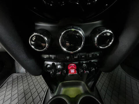 2016 MINI Hardtop 4 Door Cooper