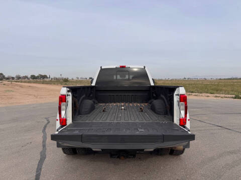 2019 Ford F-350 Super Duty Lariat