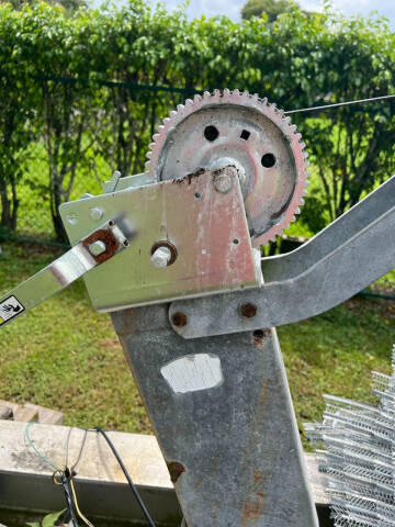 1990 Regal Commodore 265 Cabin Cruiser