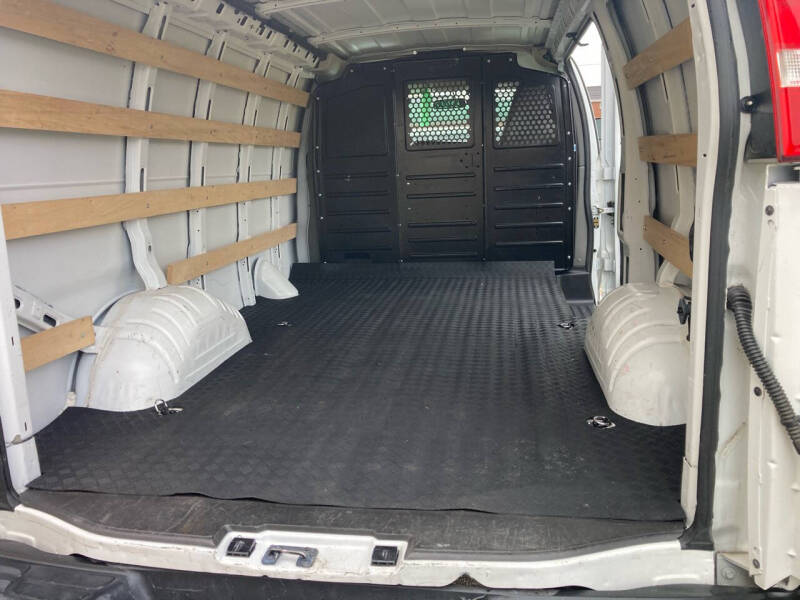 2020 Chevrolet Express 2500
