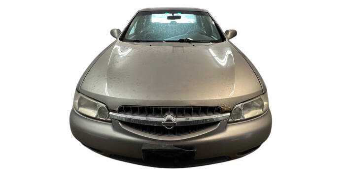2000 Nissan Altima XE