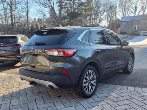 2020 Ford Escape Titanium