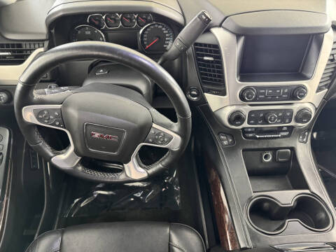 2017 GMC Yukon XL SLT