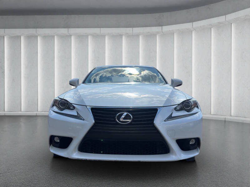 2015 Lexus IS 250 Crafted Line