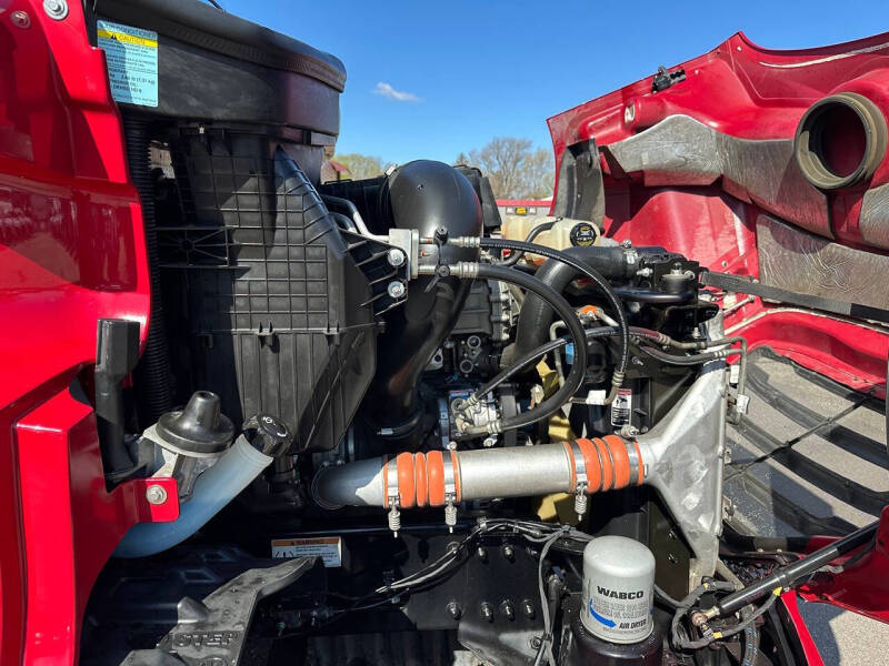 2019 Freightliner Cascadia