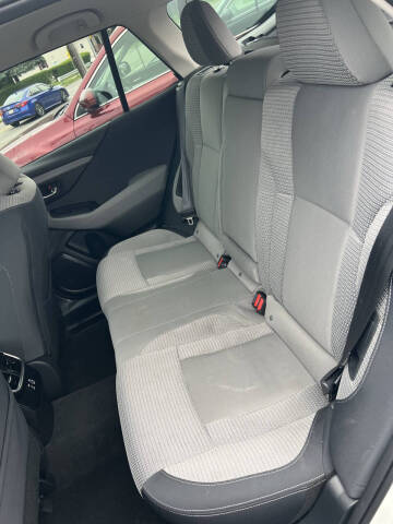 2023 Subaru Outback Premium