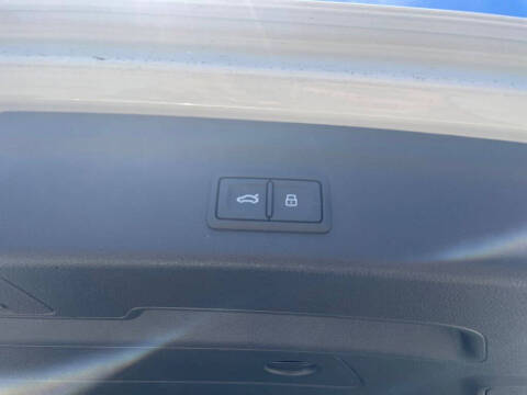 2024 Audi Q3 quattro S line Premium 45 TFSI