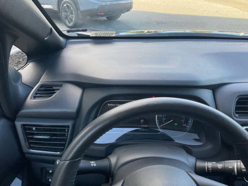 2024 Nissan LEAF SV PLUS