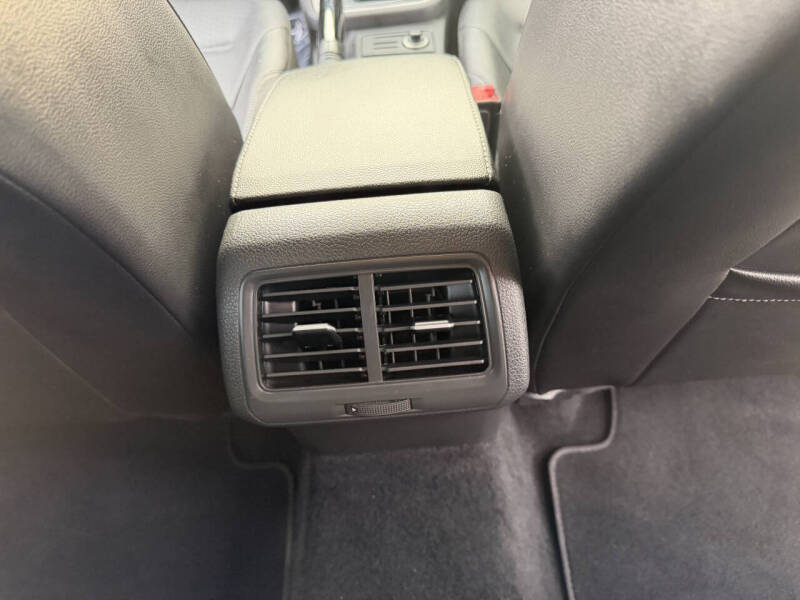 2017 Volkswagen Golf TSI Wolfsburg Edition