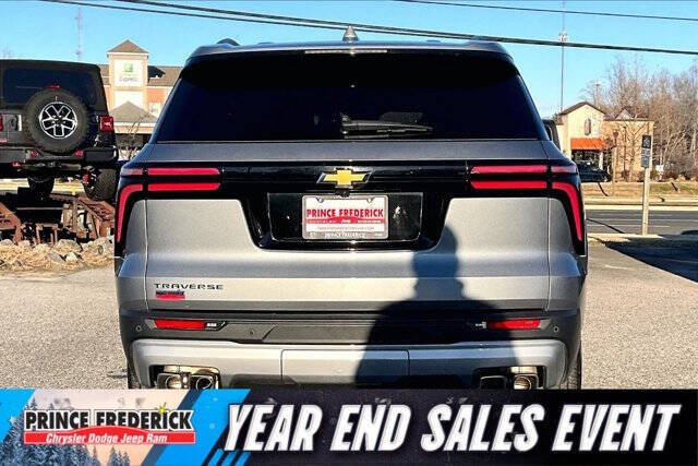 2025 Chevrolet Traverse LT