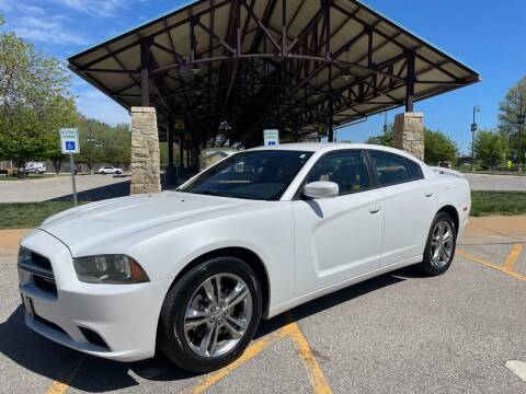 2013 Dodge Charger for sale at Nationwide Auto in Merriam KS
