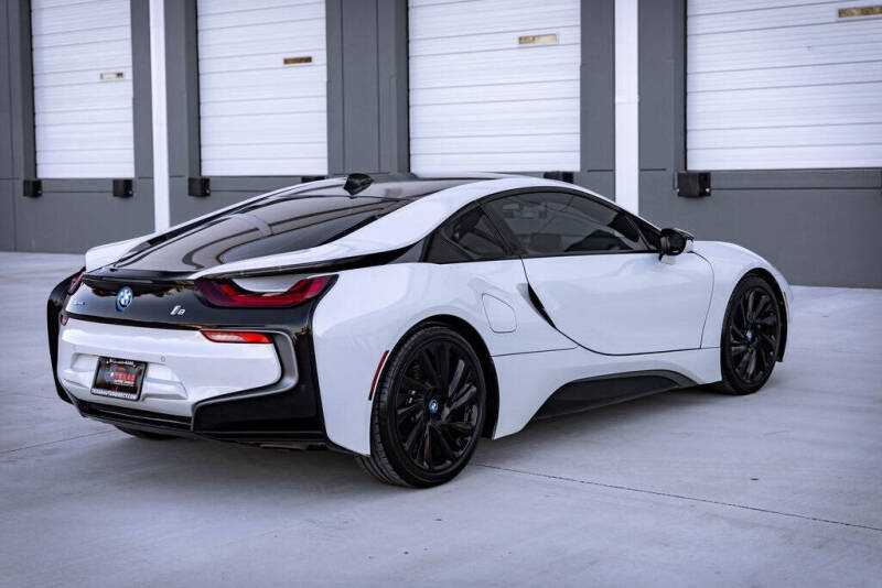 2017 BMW i8