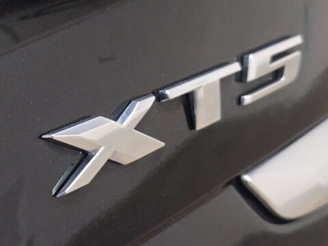 2023 Cadillac XT5 Luxury