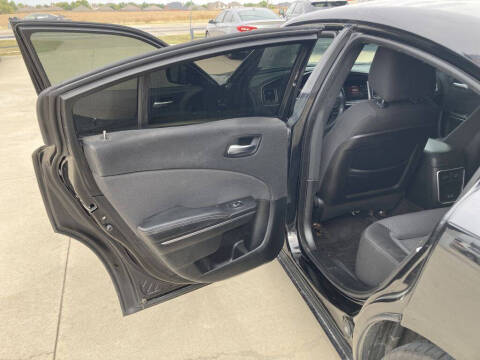 2017 Dodge Charger SE