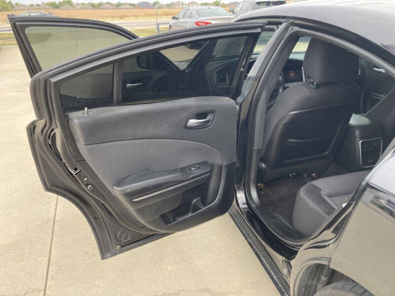 2017 Dodge Charger SE