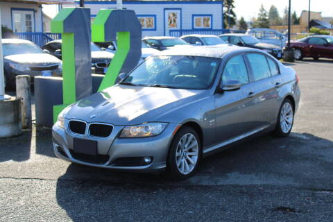 2011 BMW 3 Series for sale at BAYSIDE AUTO SALES in Everett WA