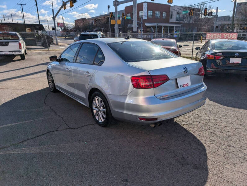 2015 Volkswagen Jetta
