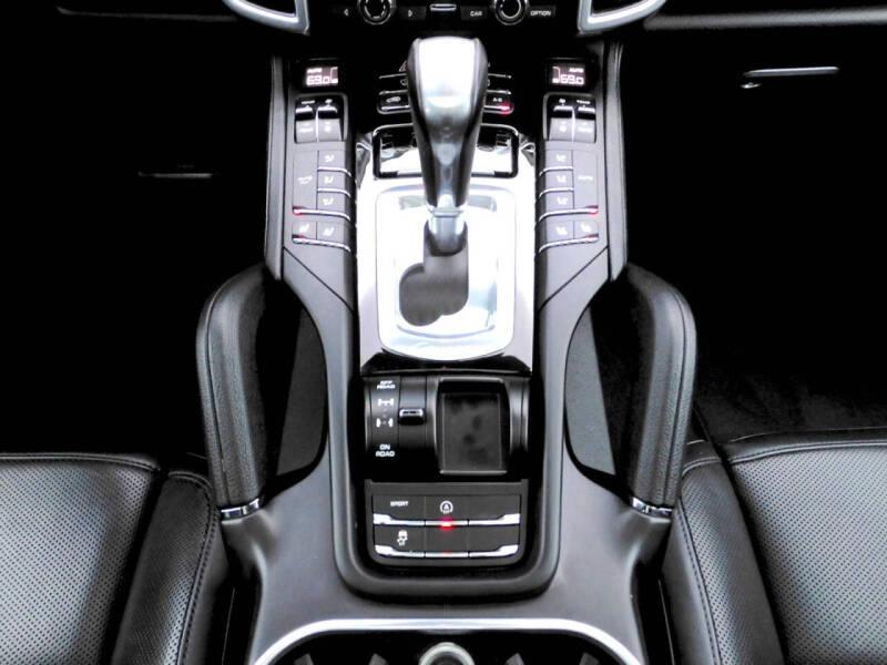 2016 Porsche Cayenne