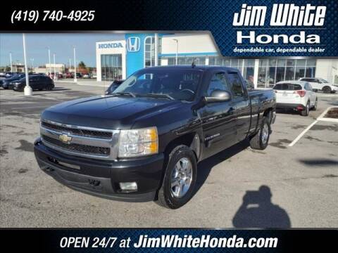 2009 Chevrolet Silverado 1500 for sale at The Credit Miracle Network Team at Jim White Honda in Maumee OH