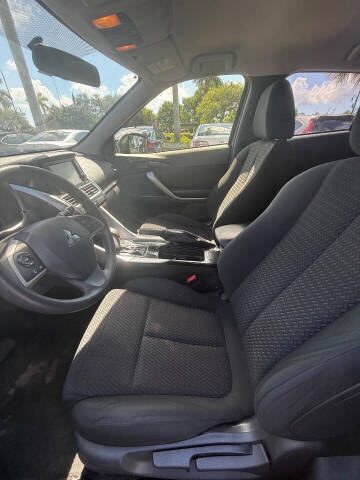2019 Mitsubishi Eclipse Cross ES