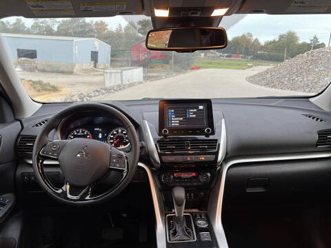 2025 Mitsubishi Eclipse Cross SE