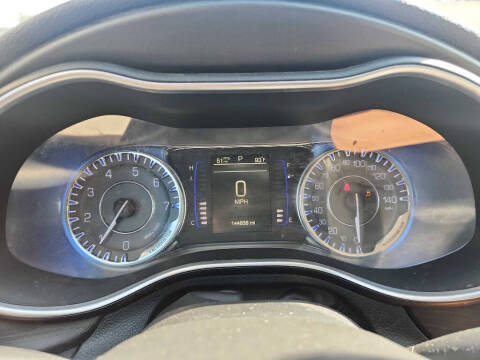 2016 Chrysler 200 Limited