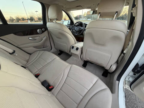 2017 Mercedes-Benz C-Class C 300 Luxury 4MATIC